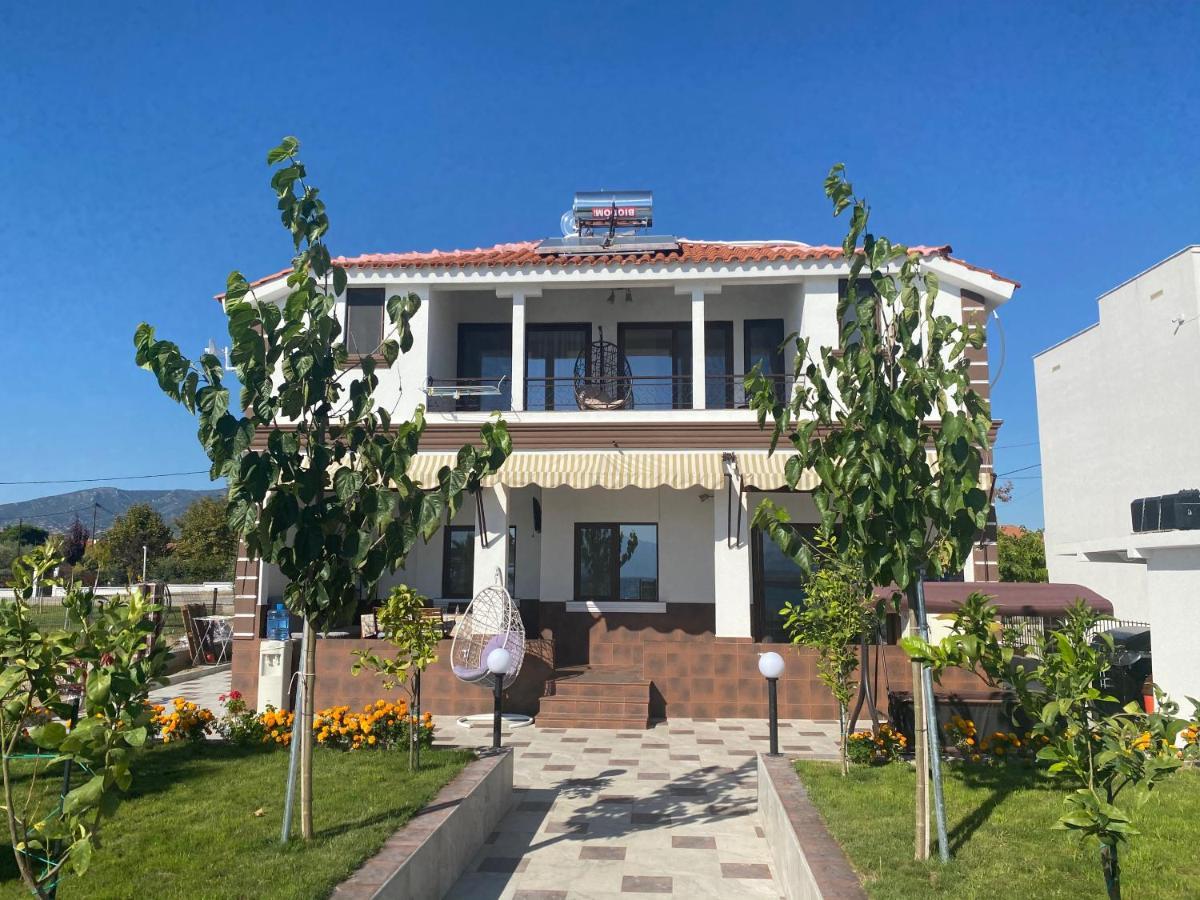 Guest House Costa 1 Kariani Екстер'єр фото