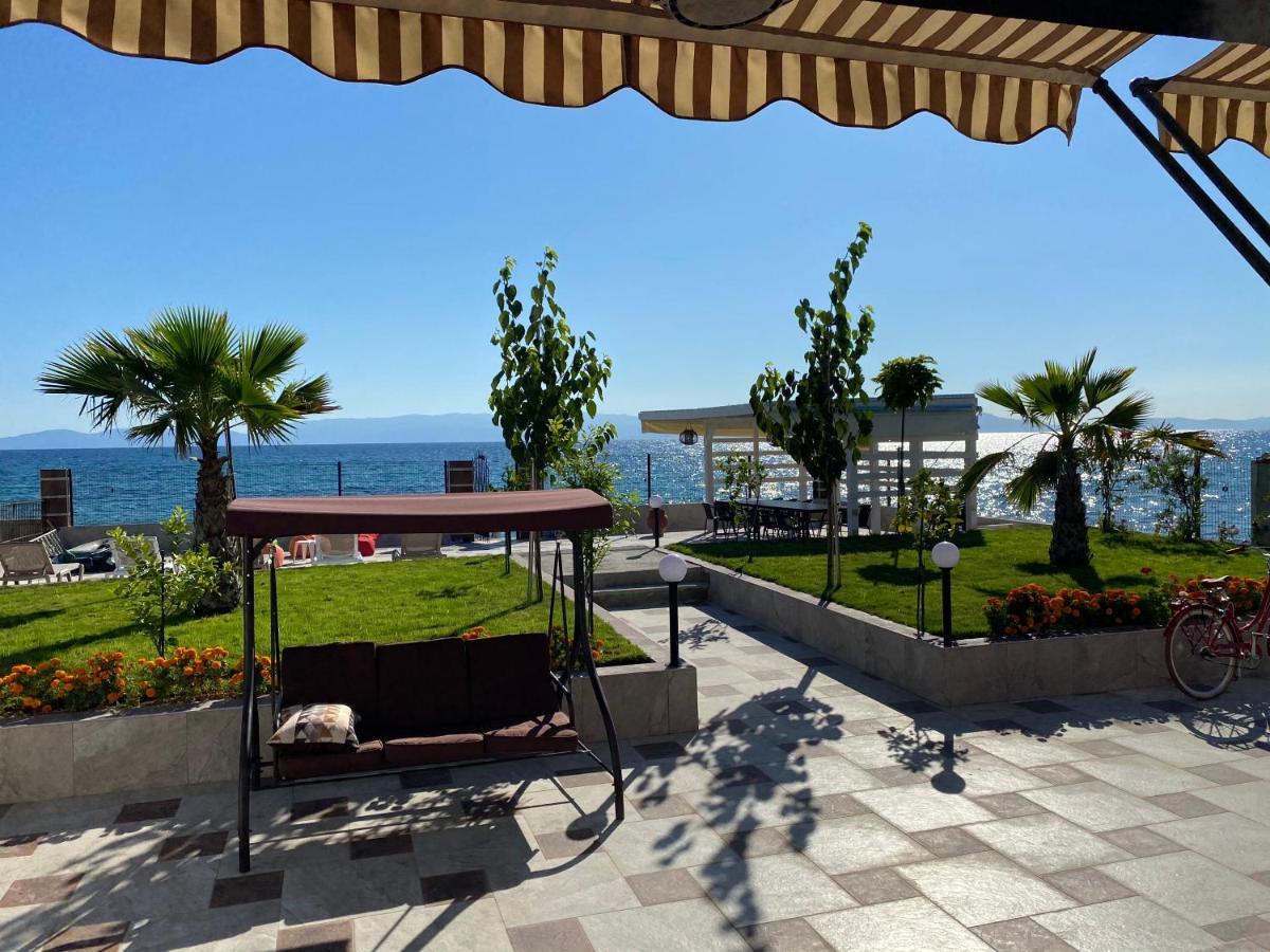 Guest House Costa 1 Kariani Екстер'єр фото