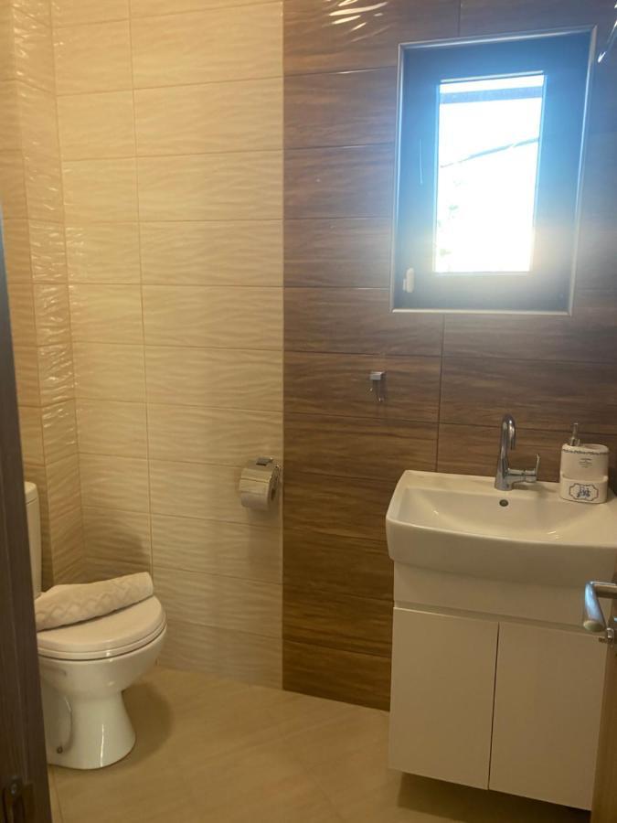 Guest House Costa 1 Kariani Екстер'єр фото