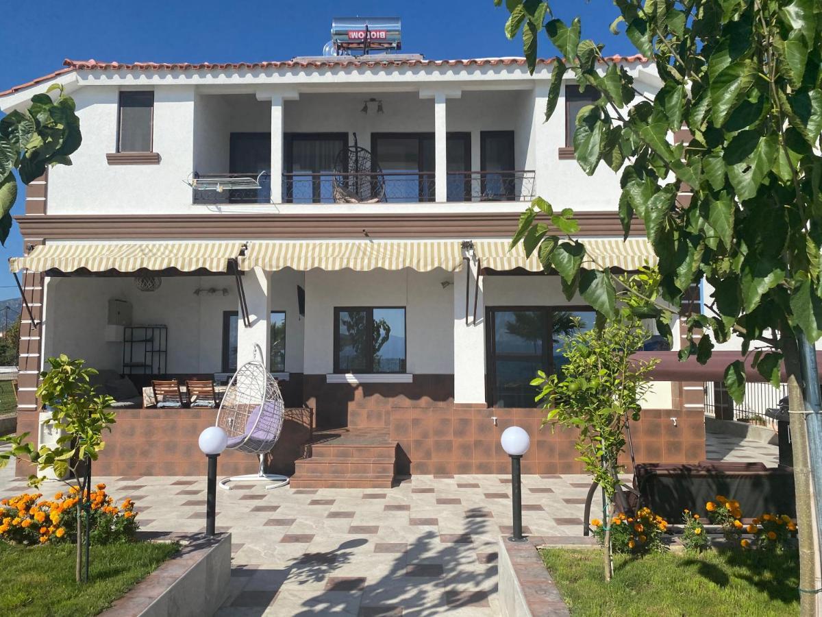 Guest House Costa 1 Kariani Екстер'єр фото